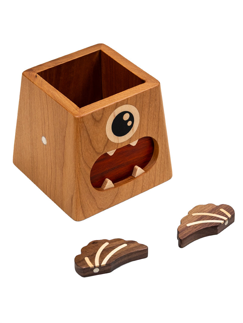 Cute Monster Wooden Pen Holder – Whimsical Desk Organizer for Pens, Pencils & Stationery