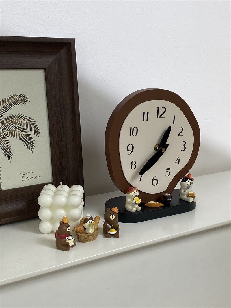 Irregular - Shaped Wooden Table Clock, Artistic Decorative Timepiece