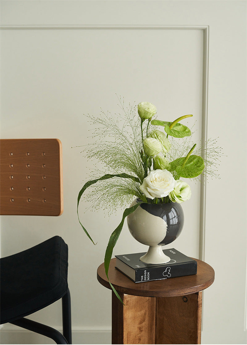 Abstract Girl Face Ceramic Vase - Artistic Home & Office Decor, Unique Gift for Art Lovers
