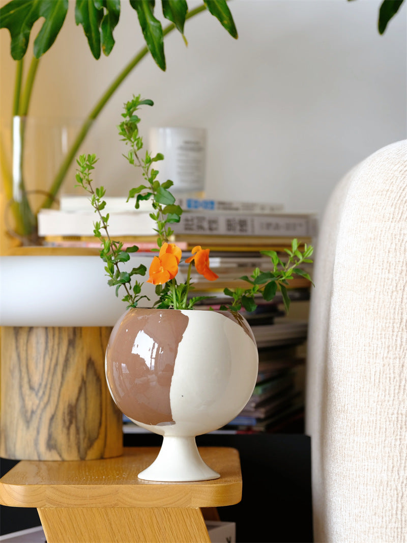 Abstract Girl Face Ceramic Vase - Artistic Home & Office Decor, Unique Gift for Art Lovers