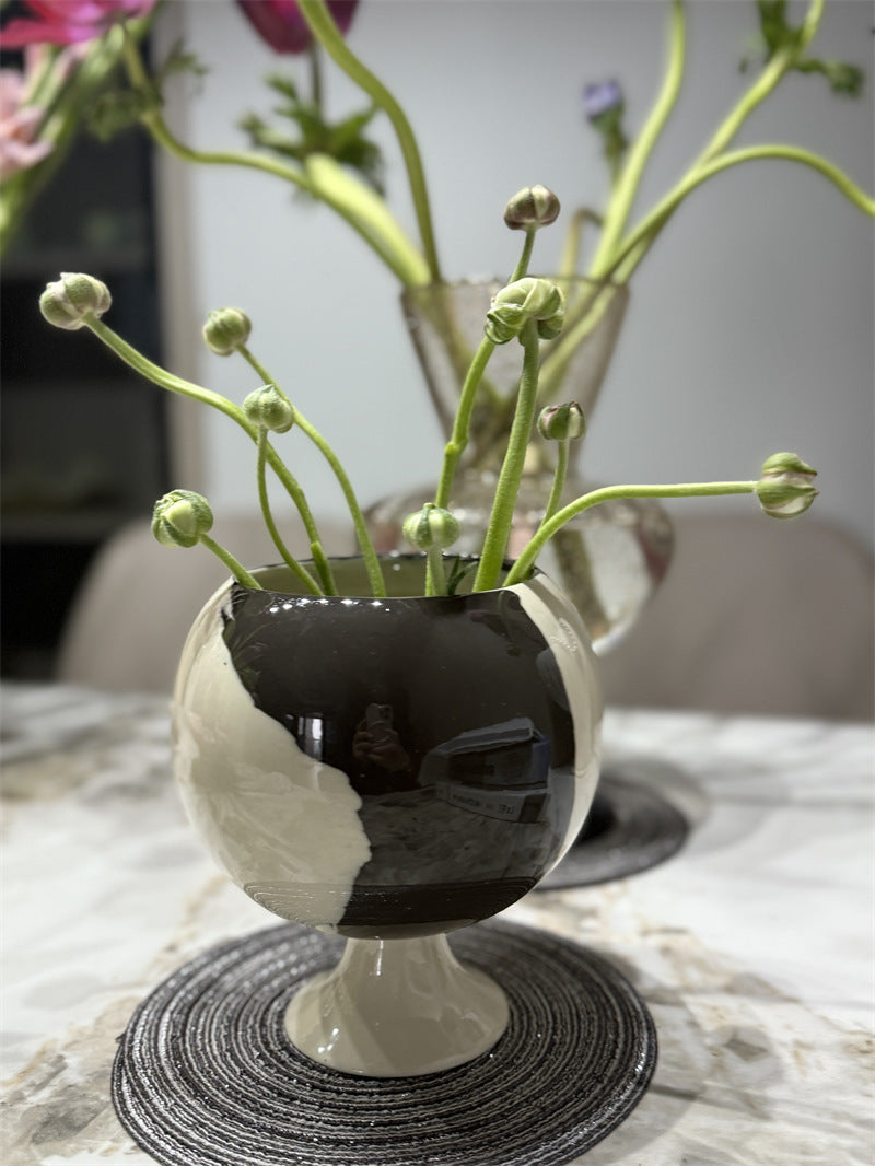 Abstract Girl Face Ceramic Vase - Artistic Home & Office Decor, Unique Gift for Art Lovers