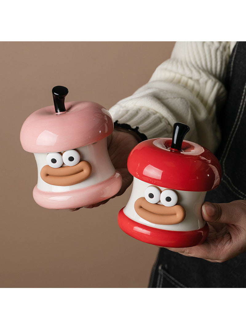 Big Lips Apple-Shaped Ashtray - Fun and Quirky Home or Office Decor