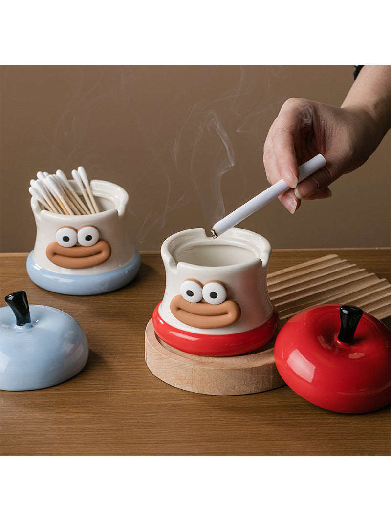 Big Lips Apple-Shaped Ashtray - Fun and Quirky Home or Office Decor