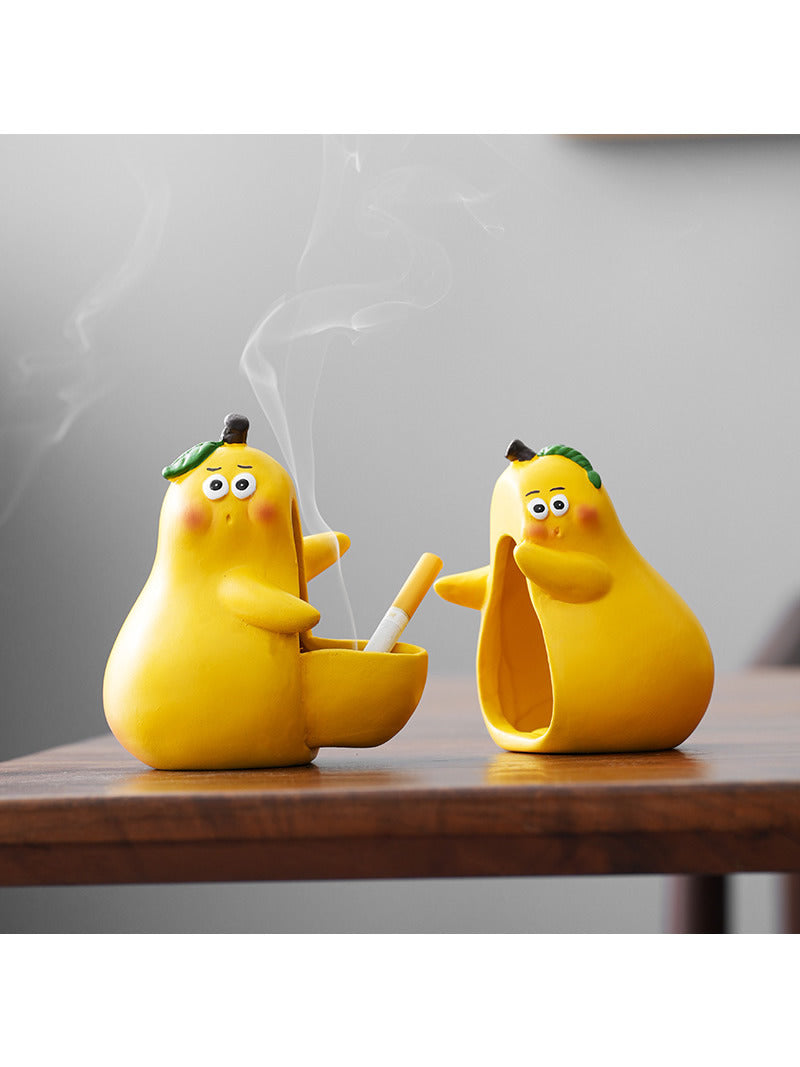 Creative couple hugging pear ashtray, artistic desktop decoration ornaments