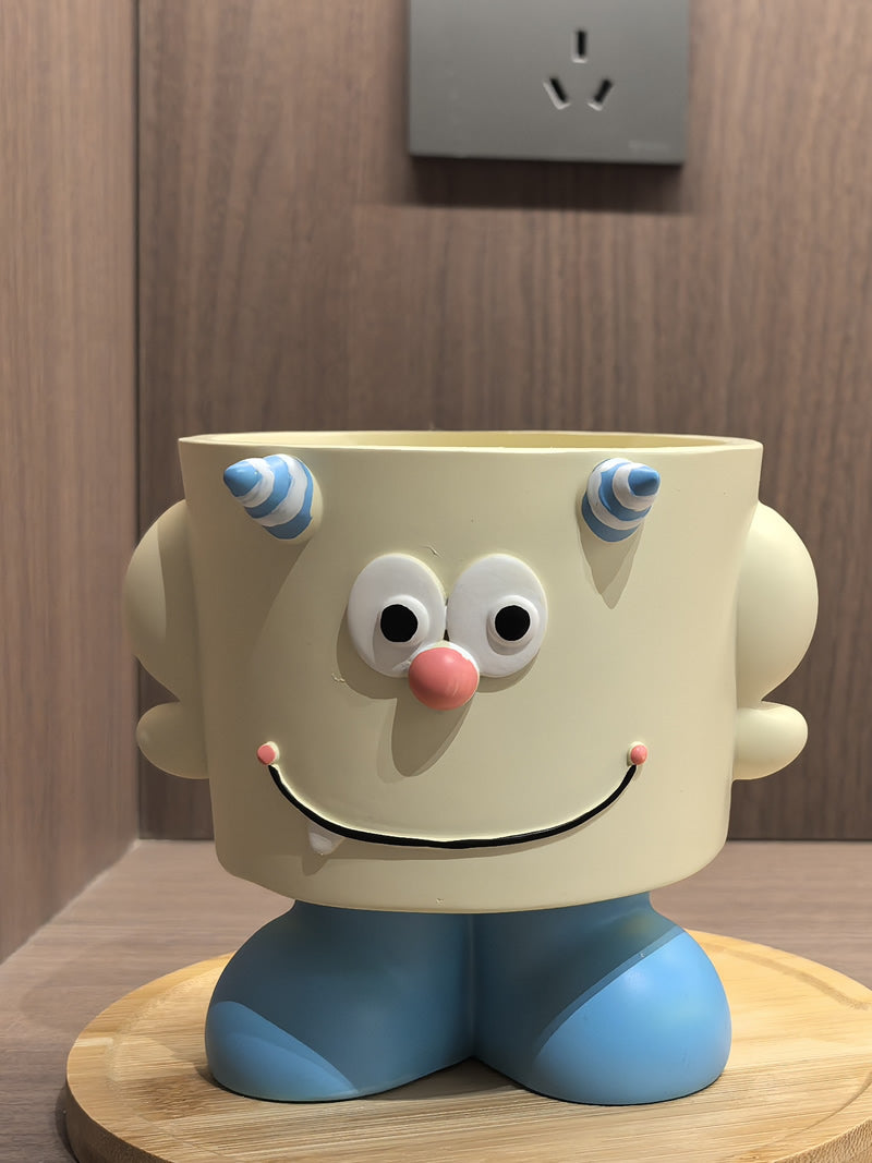 Cute Cartoon Monster Desktop Organize, Remote Control,Phone Storage
