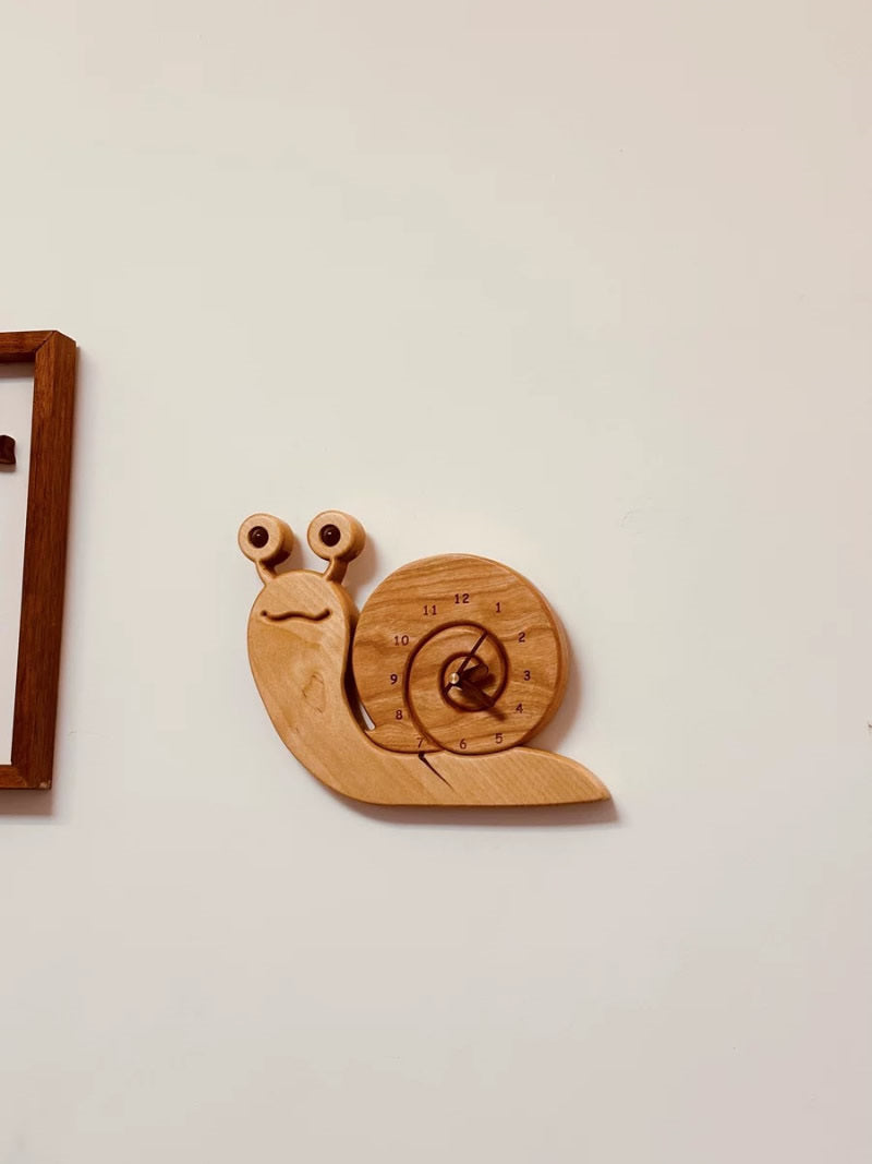 Cute wooden snail silent desk clock, wall clock, home decoration ideas