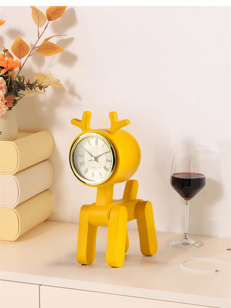 Minimalist Deer Desk Clock - Elegant Animal-Shaped Analog Clock
