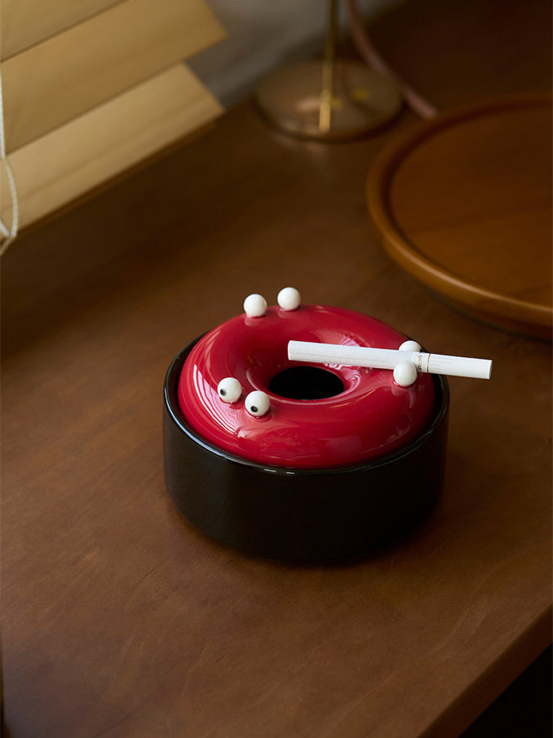 Uniqe Donut-Shaped Ceramic Ashtray - Funny Smoking Accessory for Desk, Home, or Gag Gift