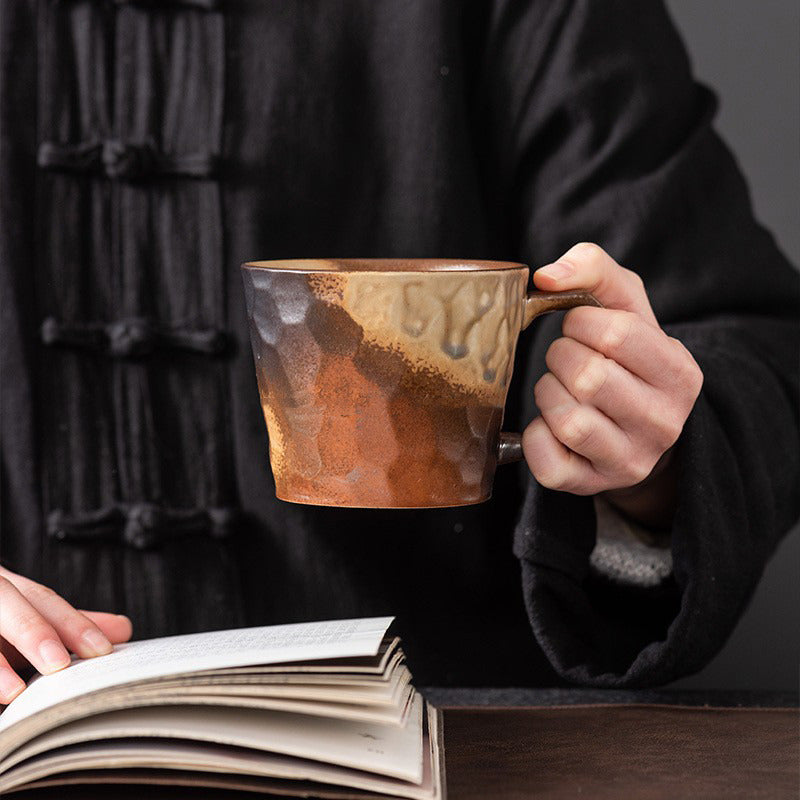 Vintage Kiln-Glazed Irregular Ceramic Coffee Cup: A Blend of Art and Functionality