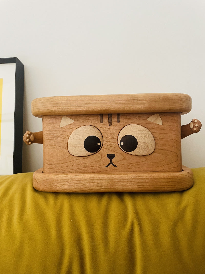 Whimsical Wooden Cat Tissue Box - Cute Cartoon Feline Home Decor with Big Eyes