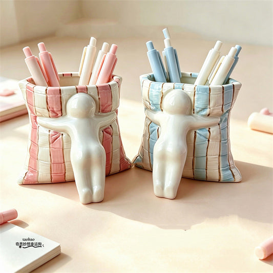 3D Hugging Abstract Little Man Ceramic Coffee Cup, Office Desktop Pen Holder , Unique Novelty Gift for Students Girls & Office Colleagues