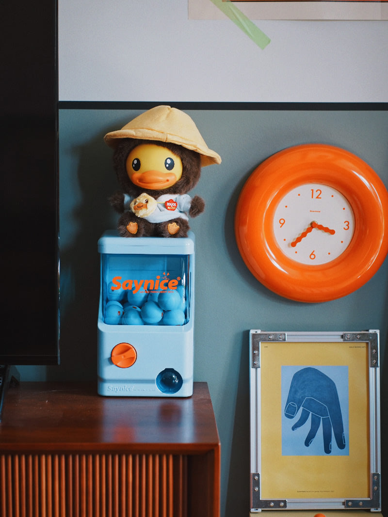 Exquisite Donut Wall Clock - Round Art Clock for Home, Office & Cafe Decor