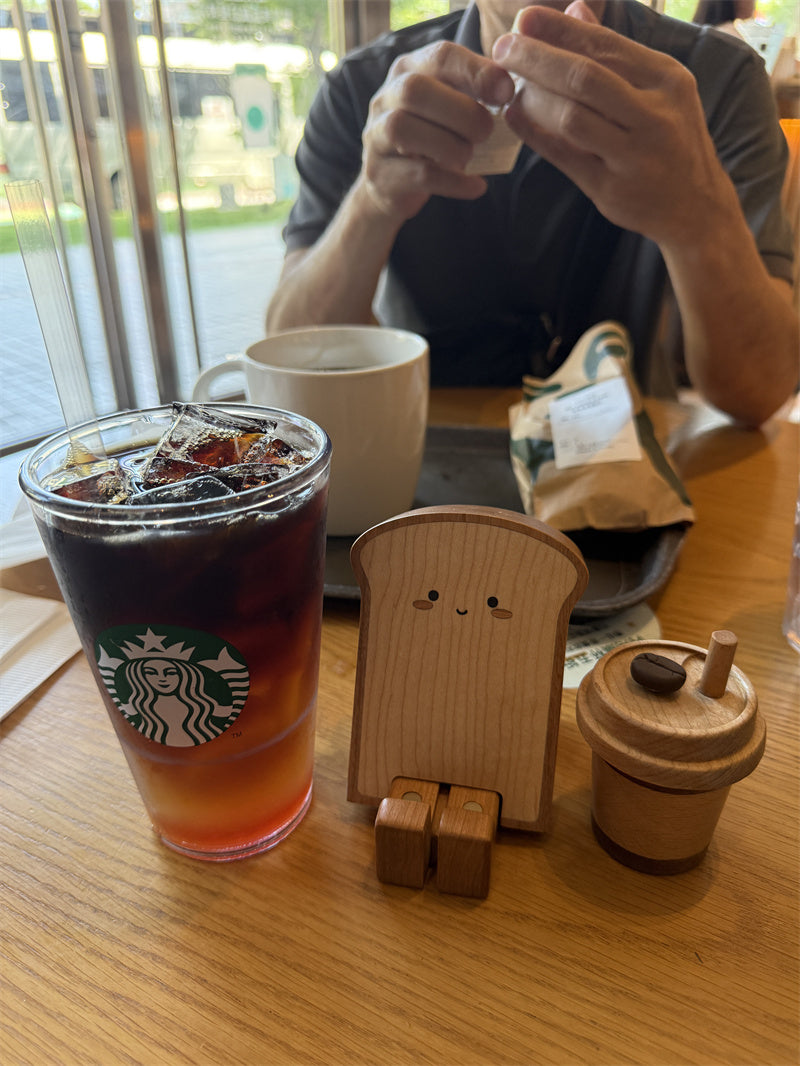 Cute Wooden Toast - Shaped Phone Stand, Foldable Desk Phone Holder with Cartoon Design