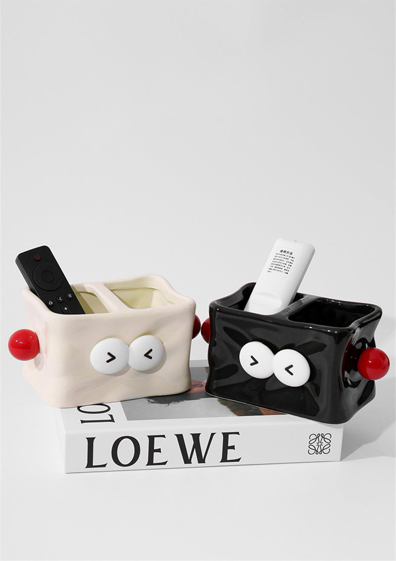 Whimsical Robot - Shaped Ceramic Remote Control Holder, Dual - Compartment Organizer for Home