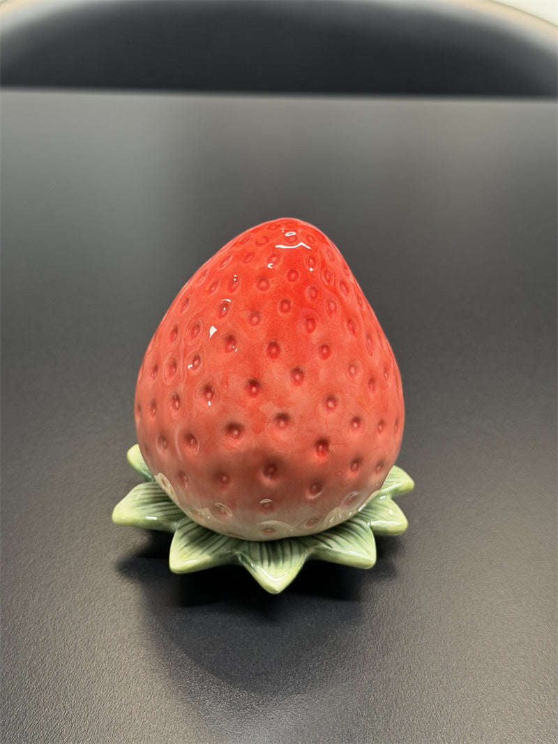 Beautiful Strawberry Shaped Ceramic Toothpick Holder, Fruit Toothpick Dispenser, Cute Glossy Ceramic Kitchen Counter Decor Organizer