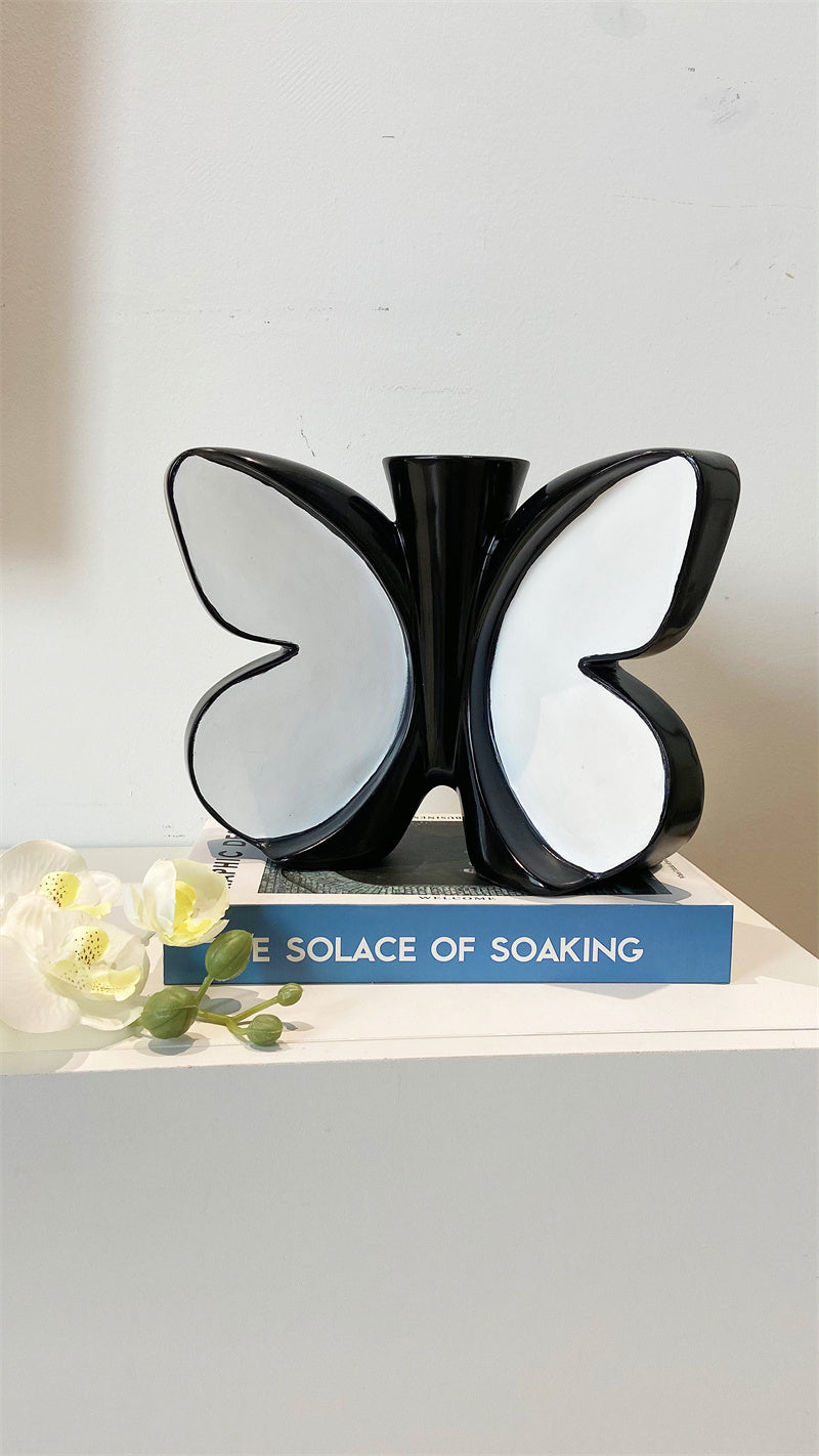 Butterfly Shaped Black & White Vase - Modern Decorative Flower Holder for Home, Office & Living Room