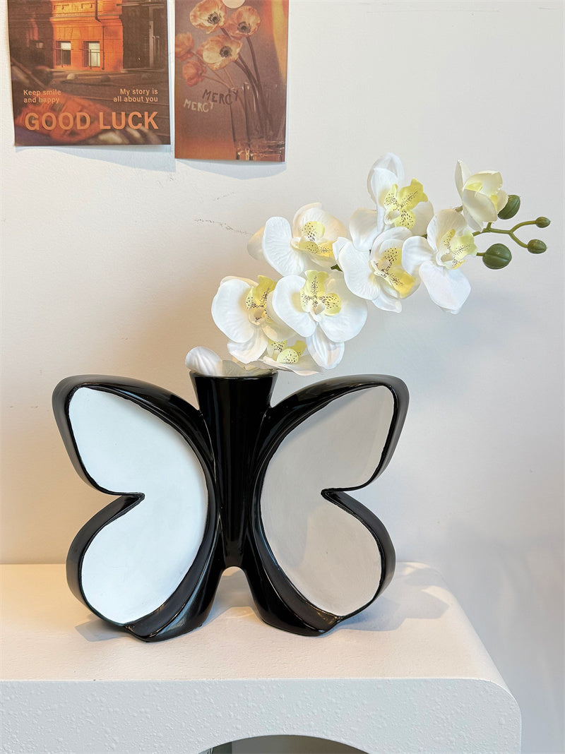 Butterfly Shaped Black & White Vase - Modern Decorative Flower Holder for Home, Office & Living Room