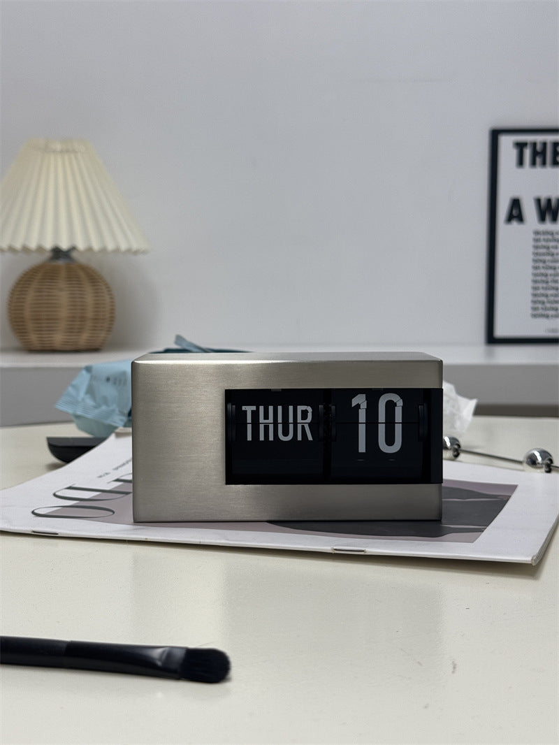 Classic Automatic Flip Perpetual Calendar,Office Desktop Decoration