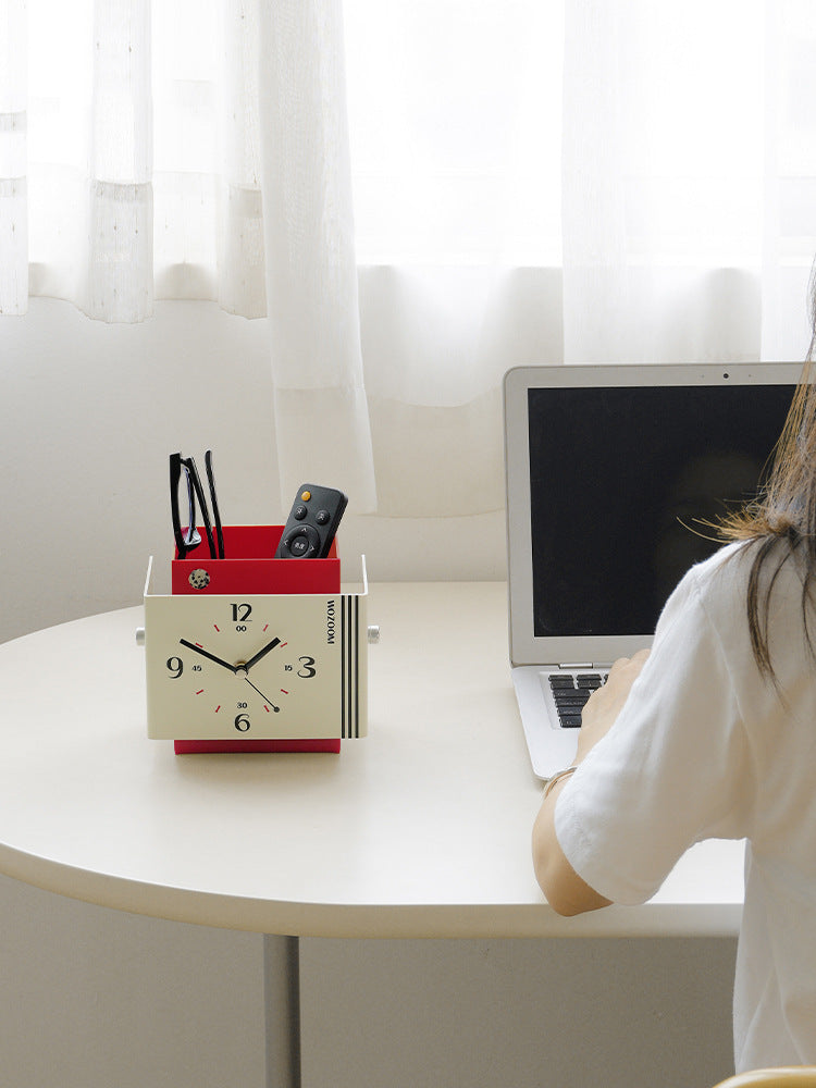 Creative Writing Clock Creative art style clock with pen holder function – MoreAngle