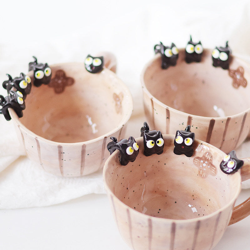 Cute 3D Little Black Cat Ceramic Coffee Mug, Hand‑Painted Speckled Pottery Tea Cup with Adorable Kitten Figurines on Rim