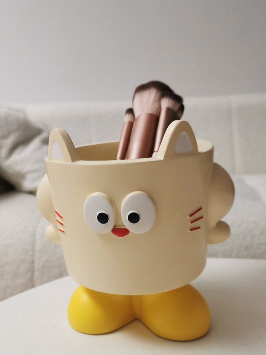 Cute big-eyed cat desktop storage box, office organization decoration idea