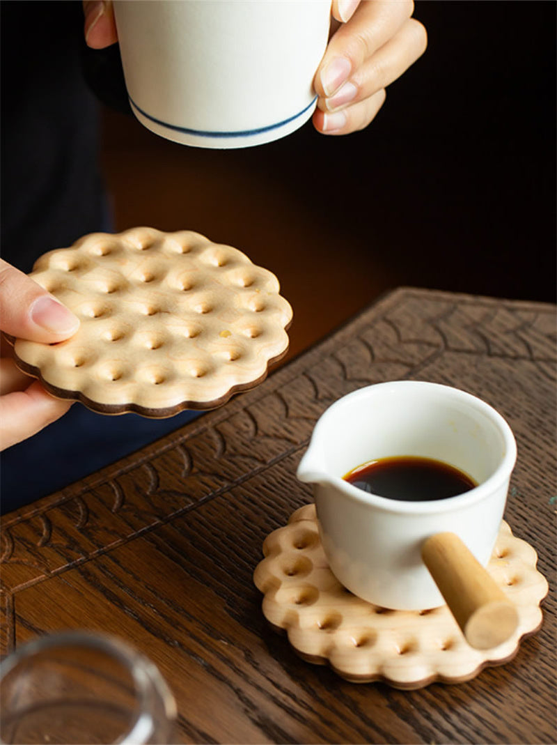 Cute Biscuit Shaped Wooden Coasters Set , Decorative Tea Coffee Cup Mat, Unique Tabletop Decor Gift for Home Kitchen