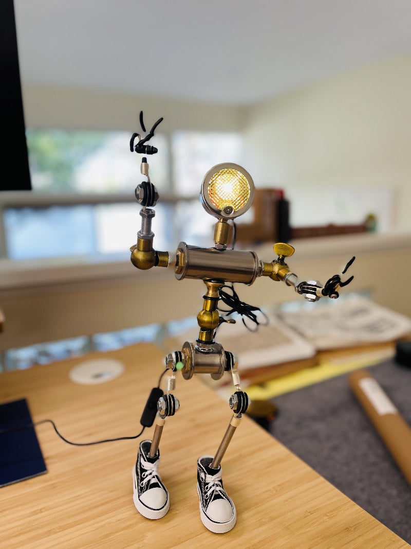 Punk Mechanical Robot Desk Lamp: Unique Gift and Stylish Decor