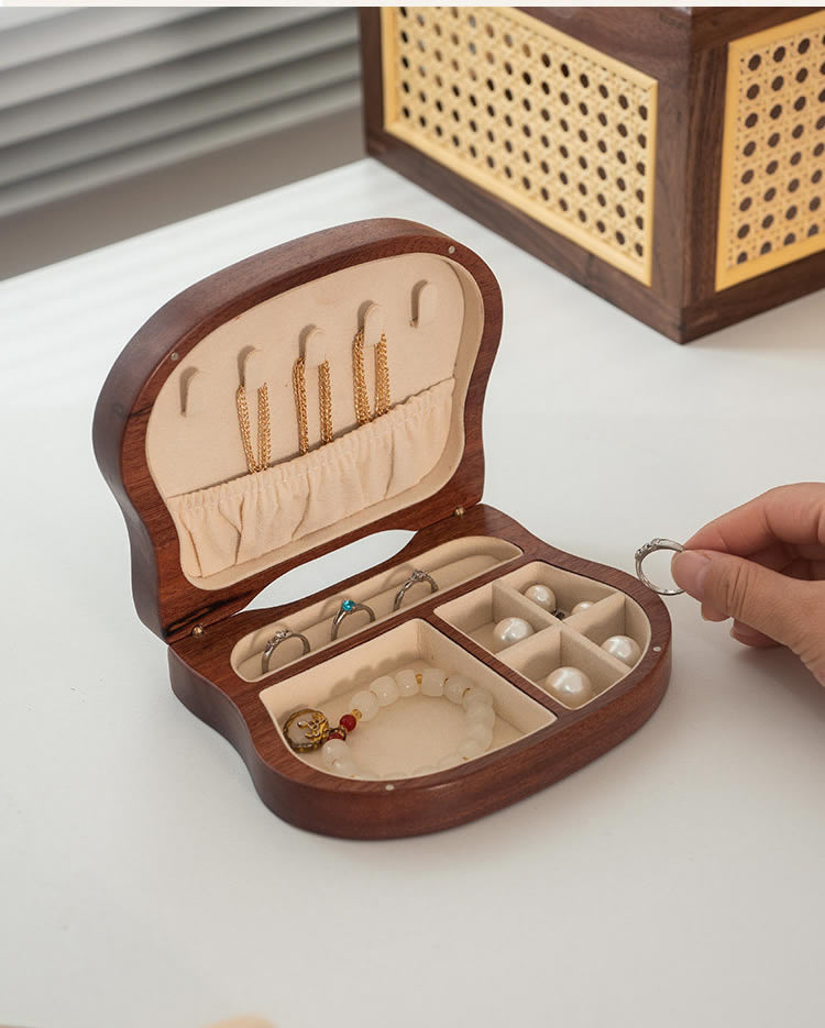 Cute Cat-Shaped Wood Jewelry Box - Organizer for Rings, Necklaces & Bracelets