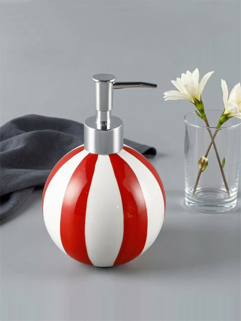 Cute Hot Air Balloon Shaped Ceramic Soap Dispenser, Large Capacity Refillable Liquid Hand Soap Shampoo Dish Soap Container, Playful Retro Bathroom Kitchen Countertop Decor