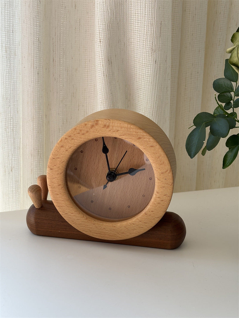 Cute Snail Shaped Solid Wood Clock, Dual-Tone Beech Wood Silent Desk Clock, Lovely Decorative Gift for Bedroom Nursery Office