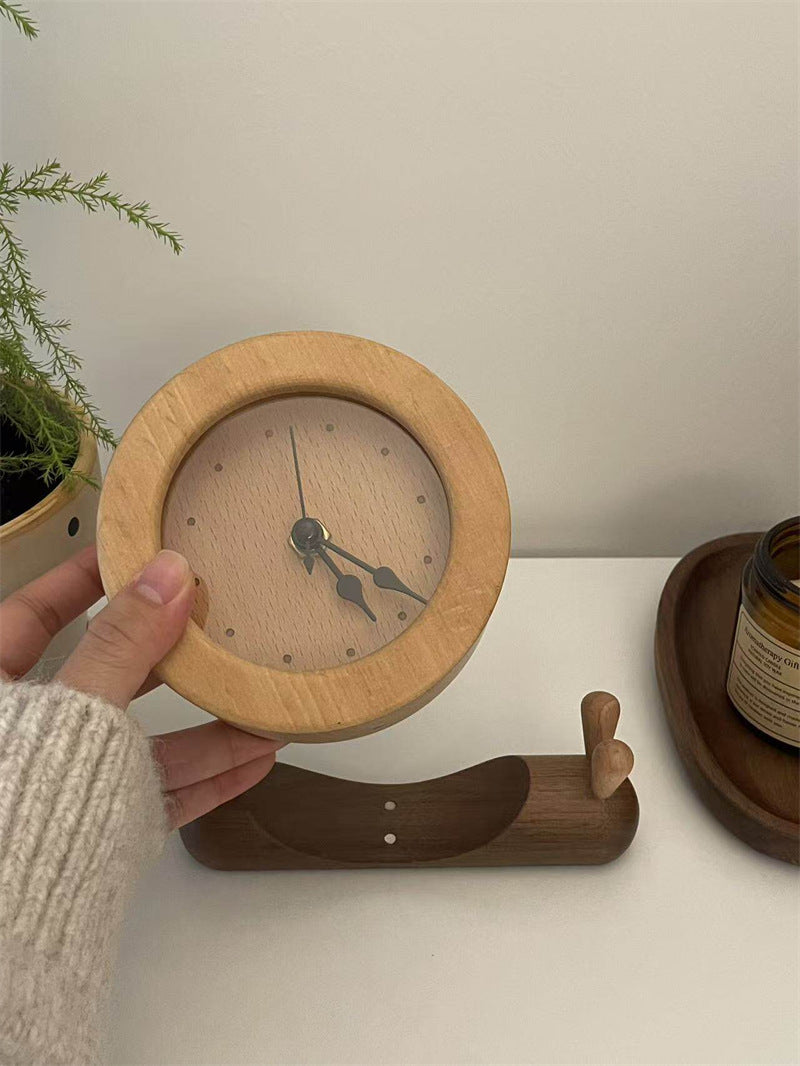 Cute Snail Shaped Solid Wood Clock, Dual-Tone Beech Wood Silent Desk Clock, Lovely Decorative Gift for Bedroom Nursery Office