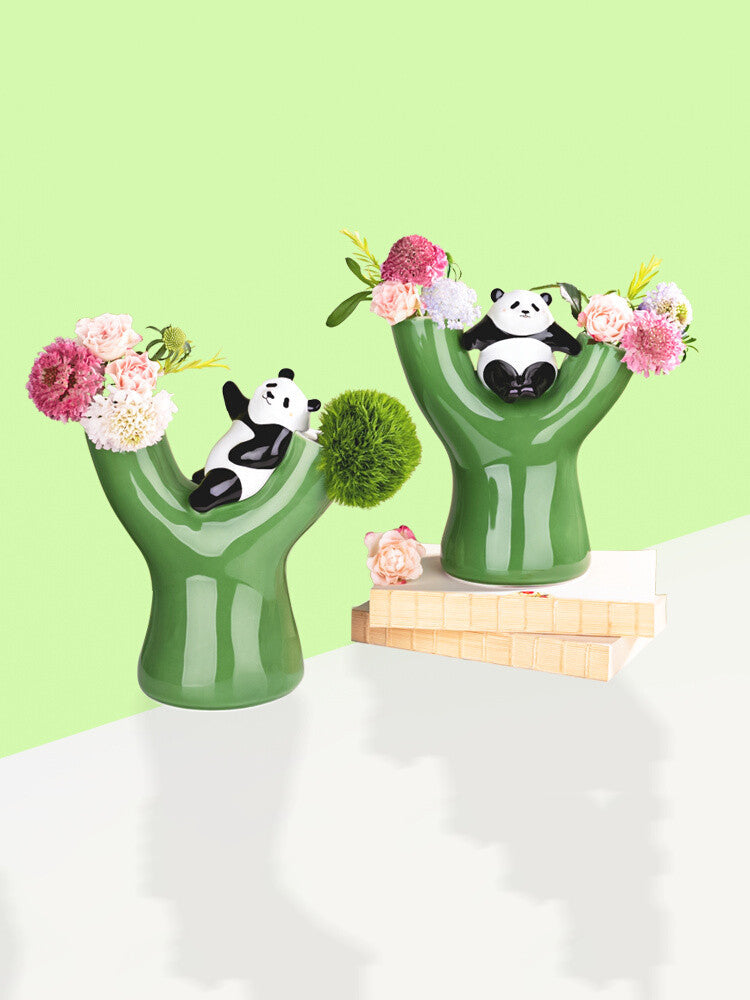 Elegant Ceramic Panda Vase: A Touch of Nature and Charm for Your Home
