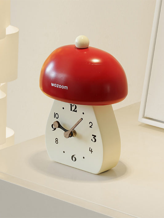 Exquisite mushroom office desk silent clock, artistic decoration gift
