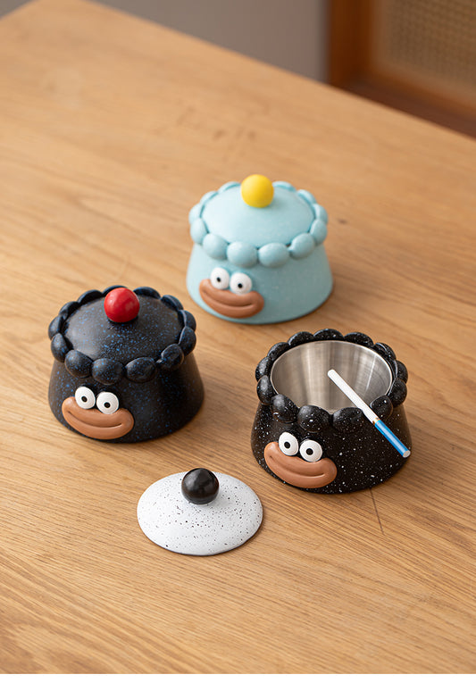 Funny Cartoon Face Ashtray with Lid - Big Eyes & Lips Design