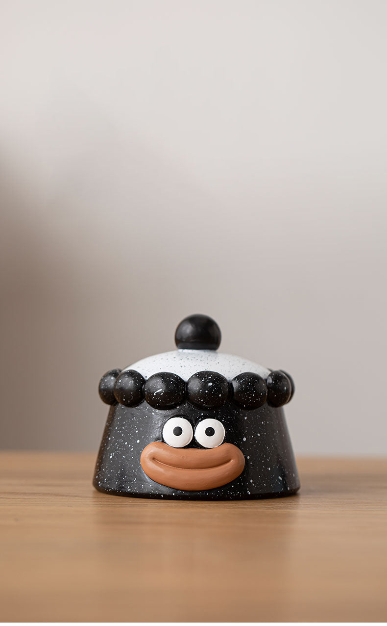 Funny Cartoon Face Ashtray with Lid - Big Eyes & Lips Design