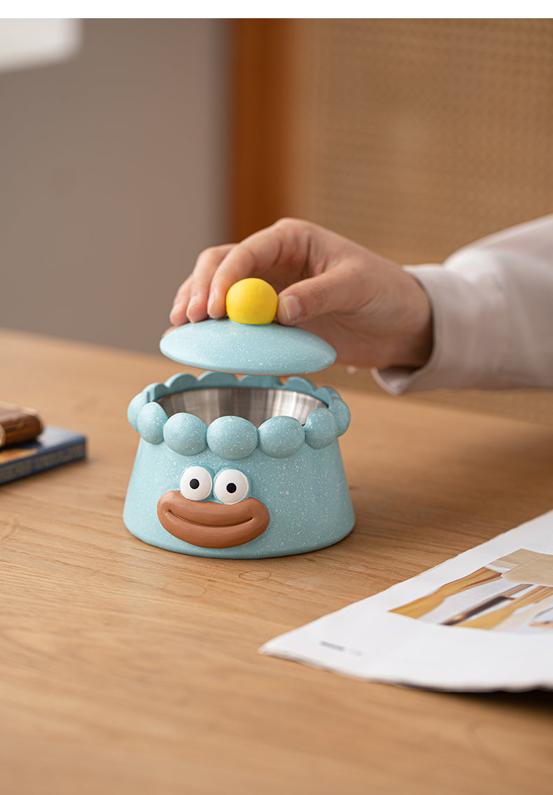 Funny Cartoon Face Ashtray with Lid - Big Eyes & Lips Design