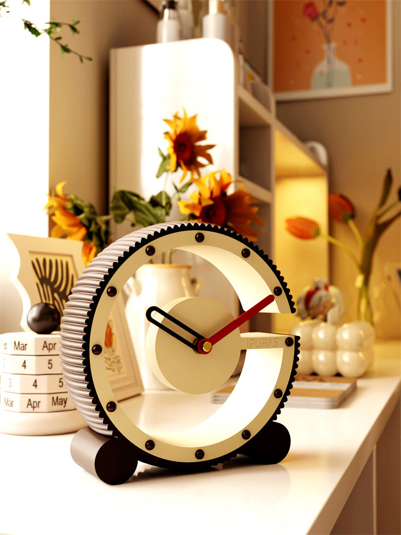 Gear-Shaped Hollow Table Clock - Industrial Art Style Silent Desk Clock
