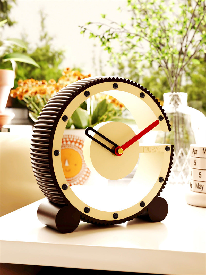 Gear-Shaped Hollow Table Clock - Industrial Art Style Silent Desk Clock