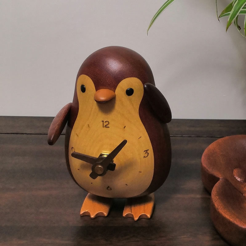 Handmade Two-Tone Wooden Penguin Table Clock, Silent Non-Ticking Analog Clock, Cute Natural Wood Tabletop Decor