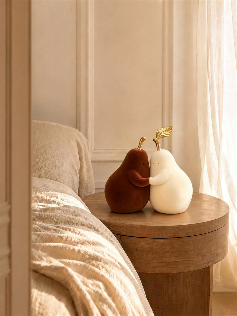 Hugging Couple Pear Figurine Set, “Never Separate” Pear Statues, Romantic Shelf Decor & Meaningful Gift for Lovers