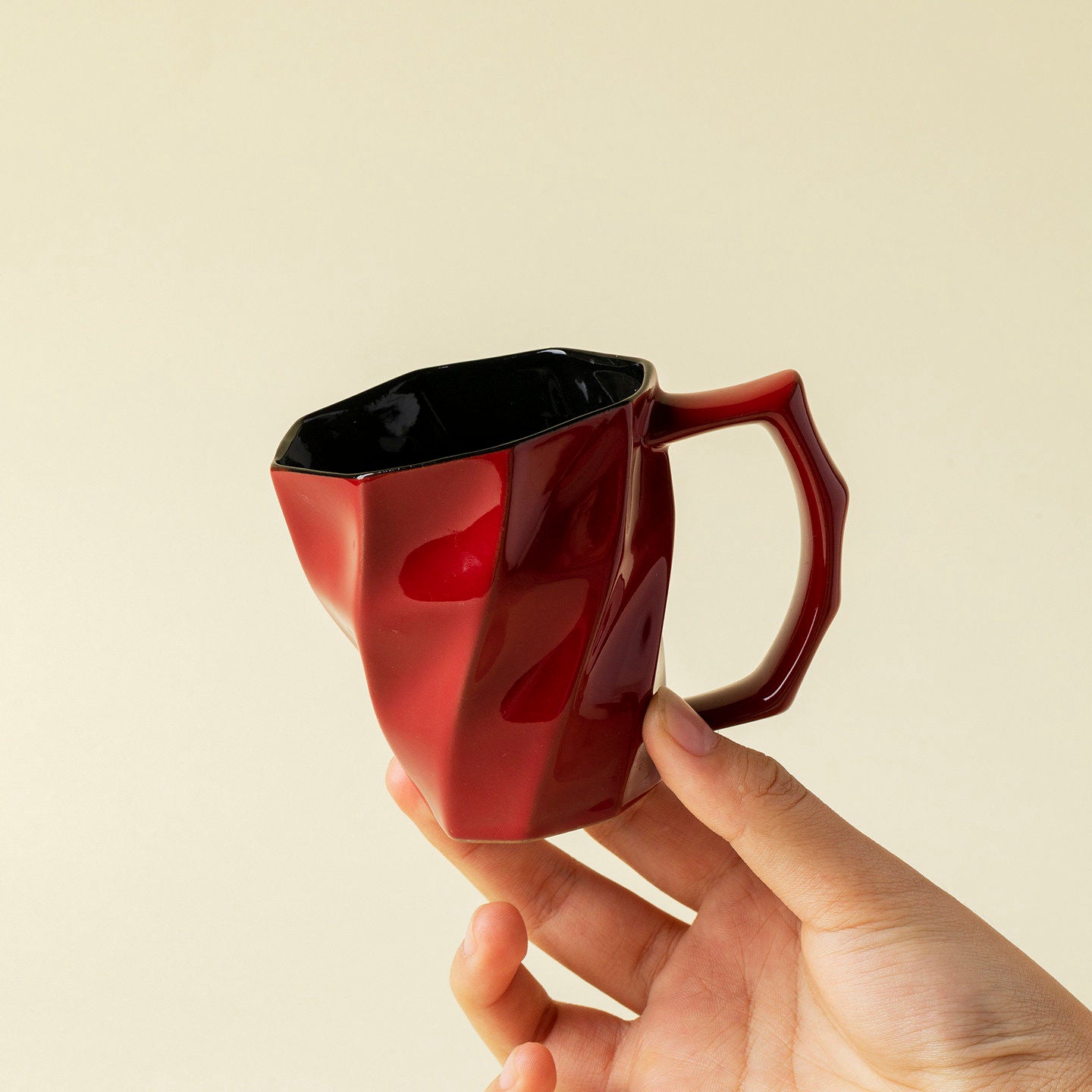 Red Twisted Ceramic Mug - Modern Geometric Coffee Cup with Glossy Finish & Black Interior