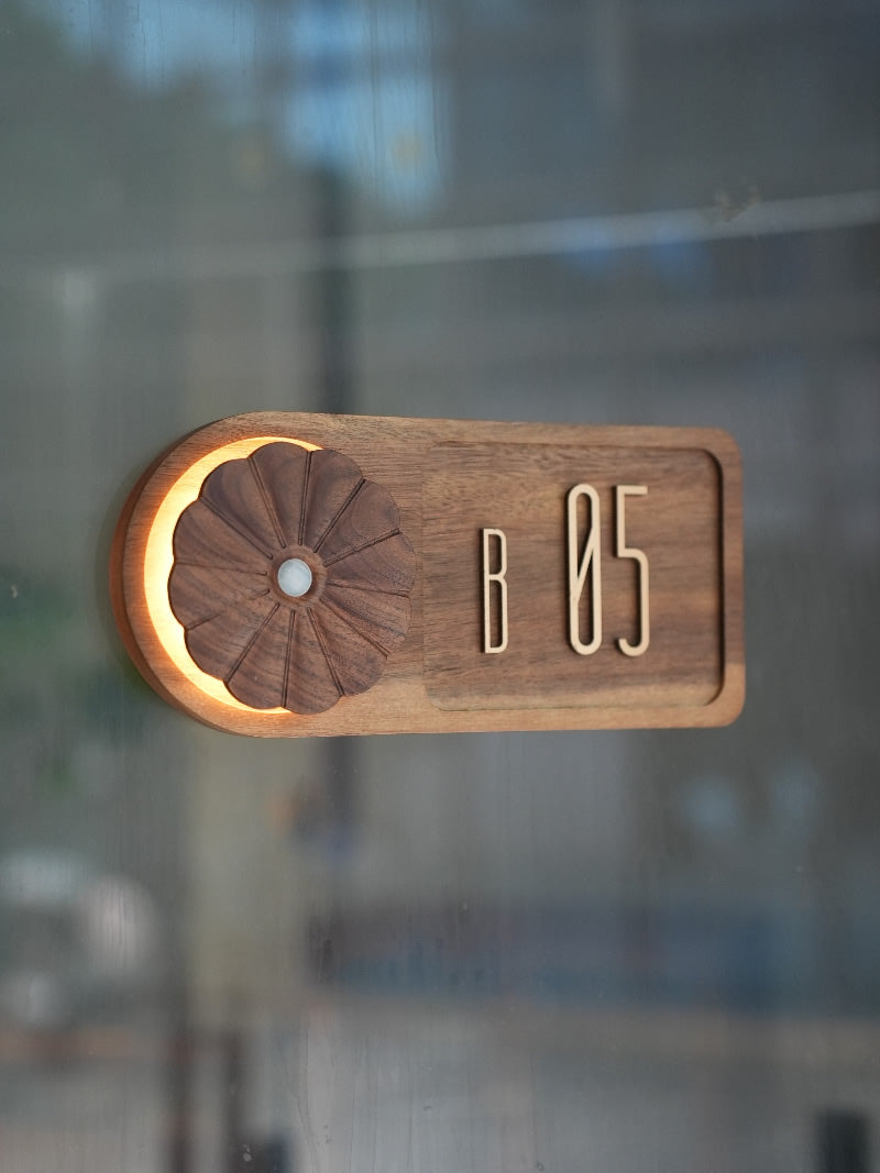 Retro Artistic Wooden Doorplate With Light, Custom Number