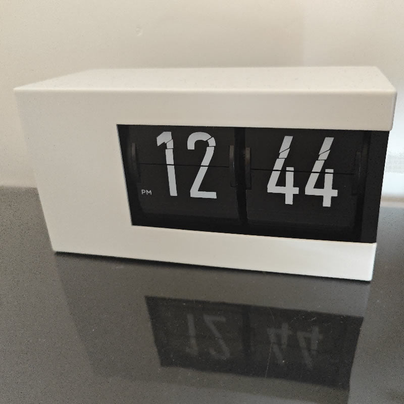 Retro Flip Desk Clock - Automatic Flip Clock, Industrial Style Minimalist Decor