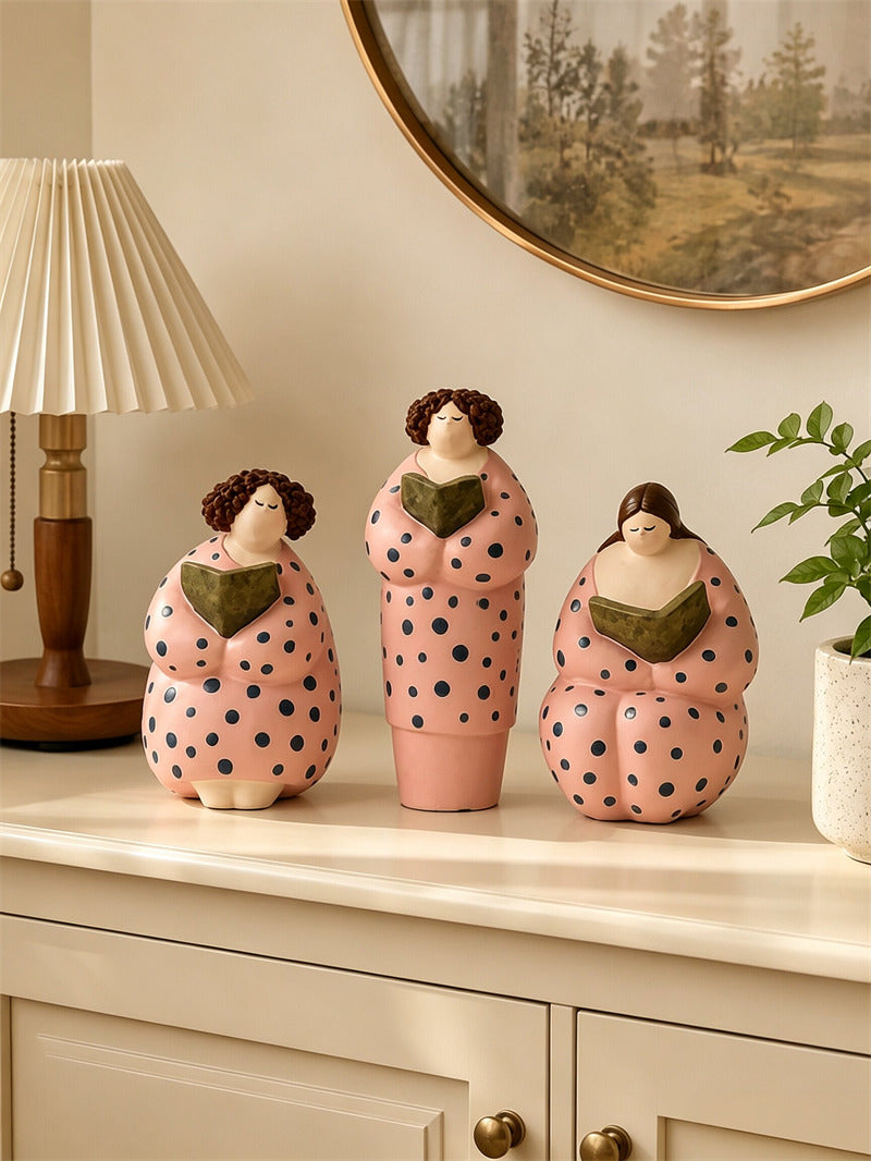 Whimsical Curvy Lady Art Figurine,Pink Polka‑Dot Reading Women Statue,Unique Gift for Book Readers