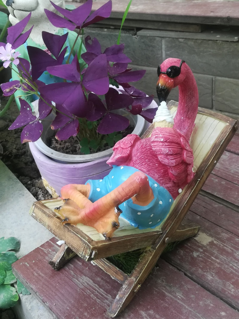 Whimsical Design Of Pink Big Bird, Garden Decoration Ornaments, Fun Gifts
