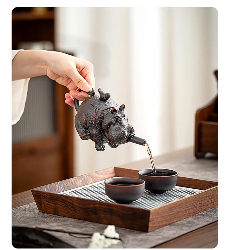 Whimsical Hippo-Shaped Clay Teapot & Coffee Pot - Artistic Animal Design Tea/Coffee Maker