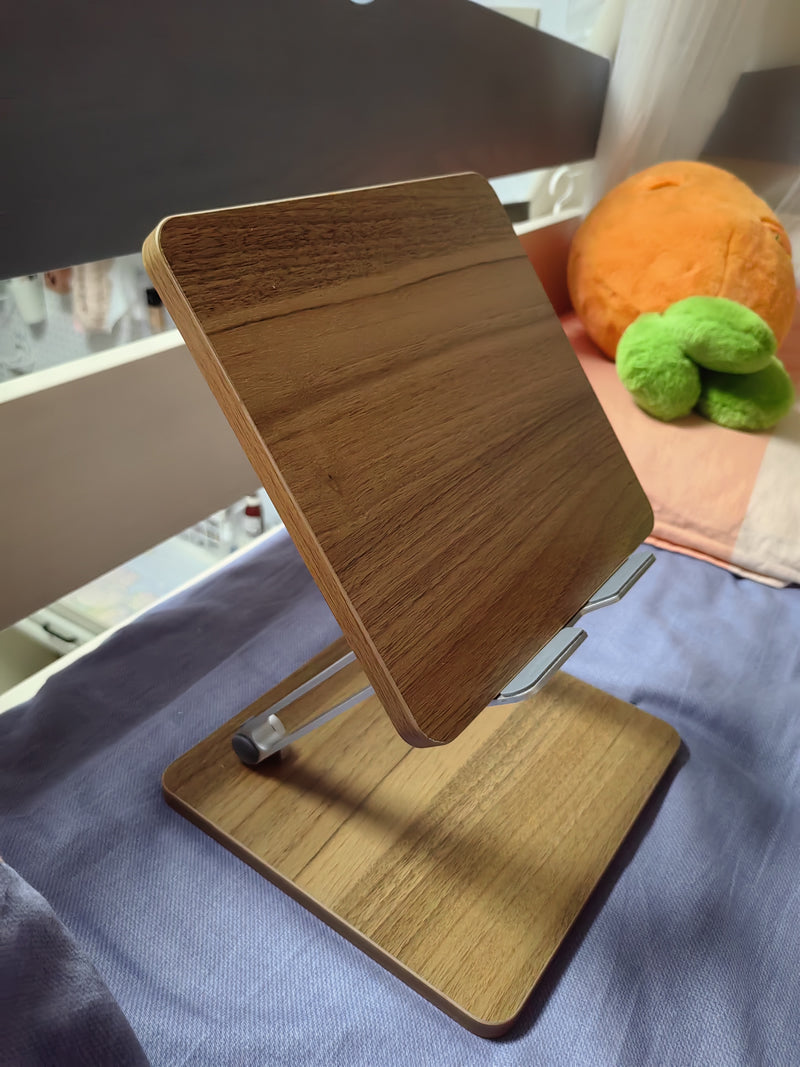 ELETIUO Adjustable Tablet Stand With Pencil&Charger Cable Slot,Bamboo Wooden Stand With Multiple Angles,Organizer Desktop Holder For Drawing, Compatible With Ipads(Support To 9.7-11" Devices