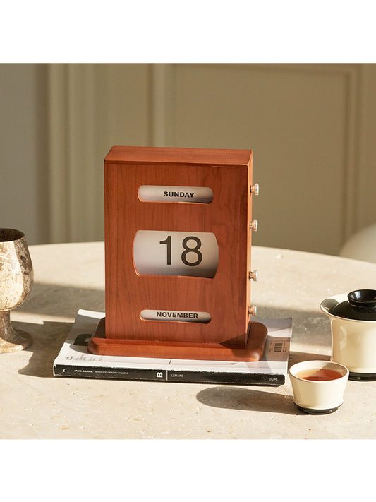 Wooden Perpetual Calendar, Desktop Date Display with Retro Rotation Design